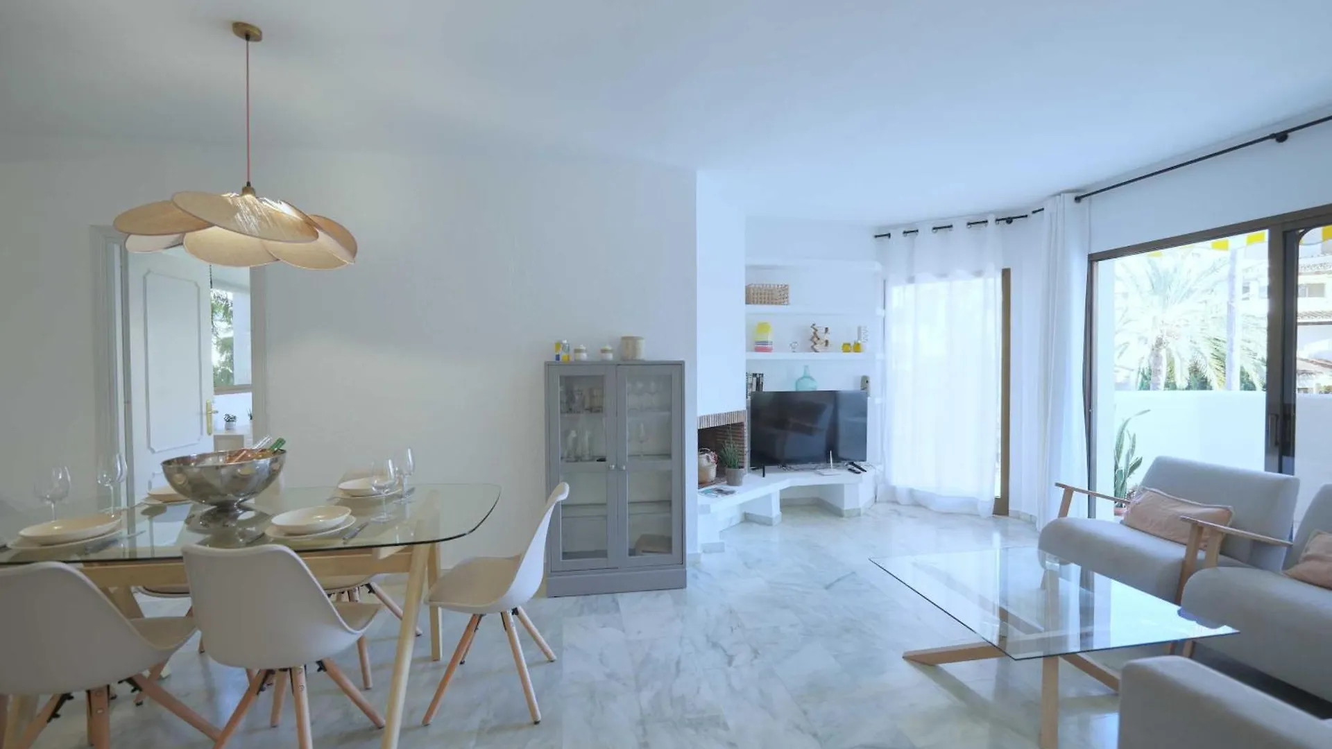 Appartement 2035 Golden Beach Modern Marbella Spanje